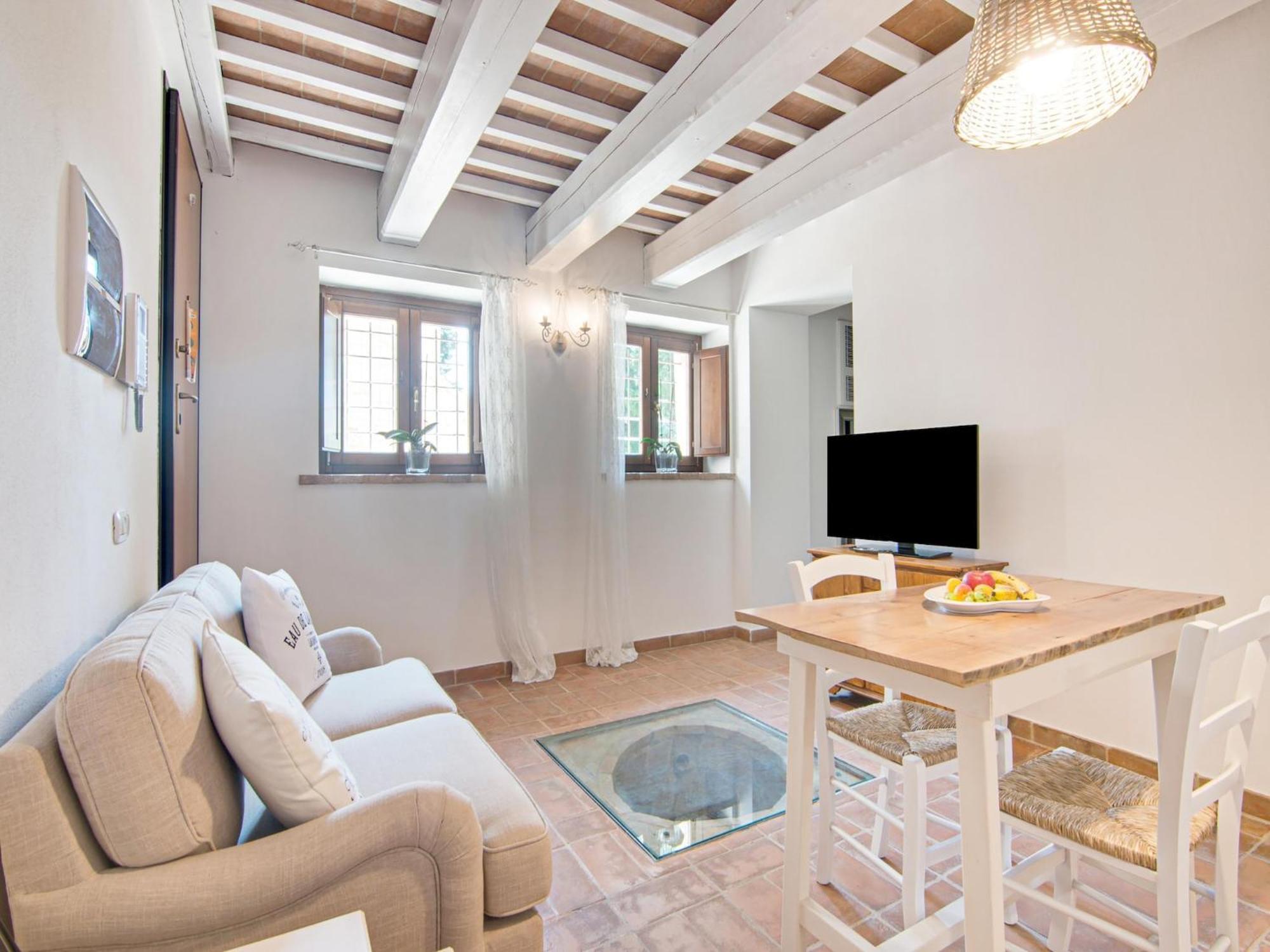 Stunning Apartment In Mombaroccio Near Metauro River Bagian luar foto