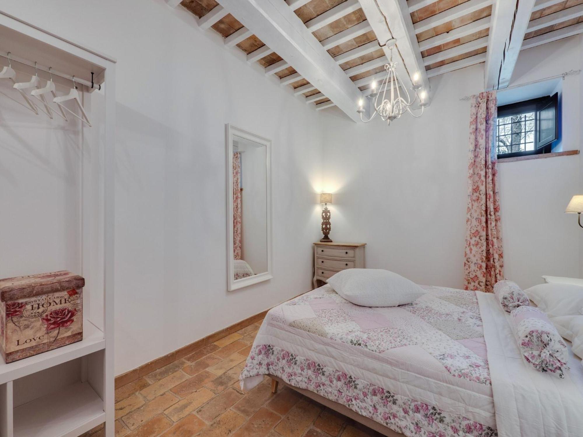 Stunning Apartment In Mombaroccio Near Metauro River Bagian luar foto