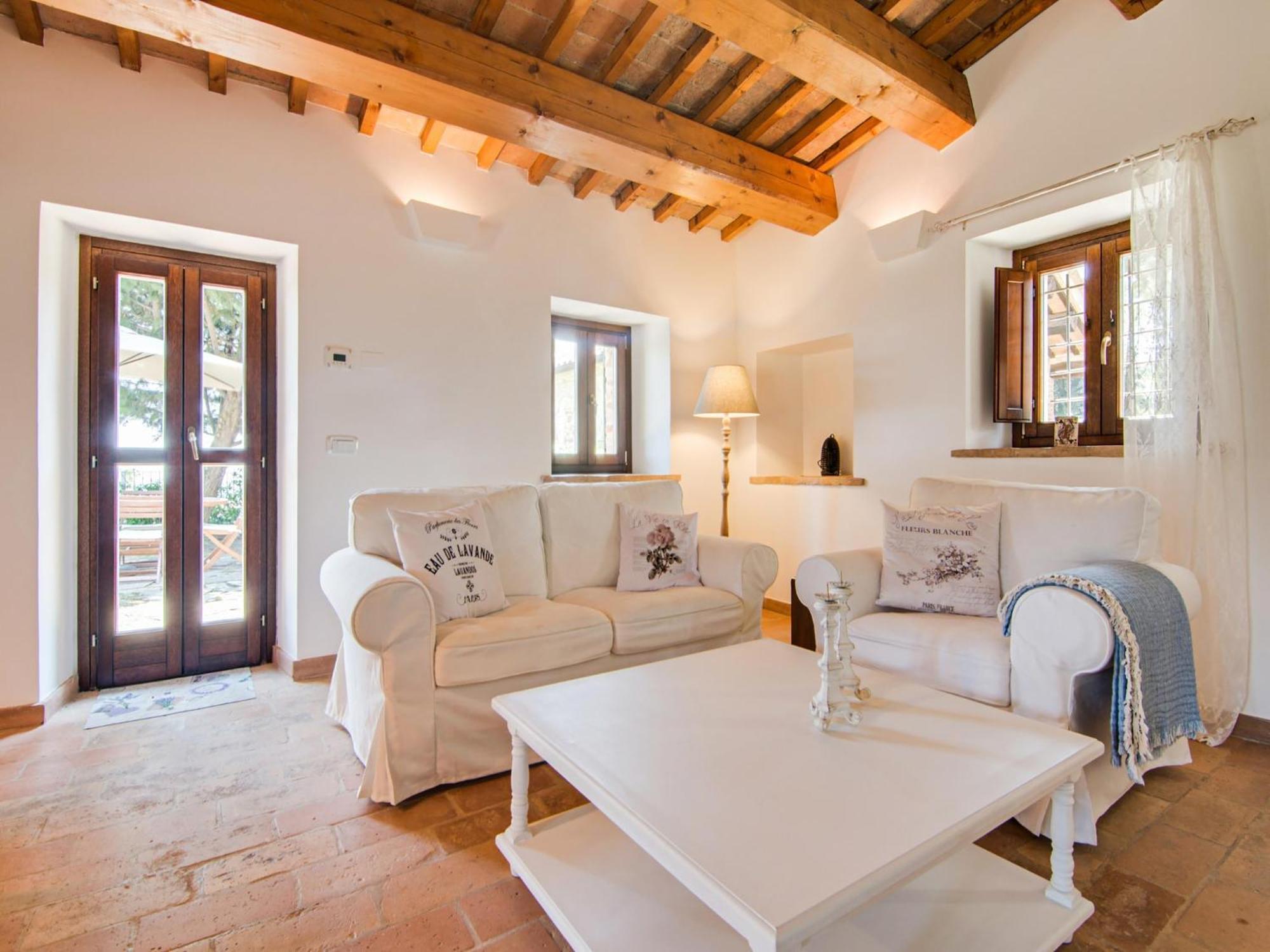 Stunning Apartment In Mombaroccio Near Metauro River Bagian luar foto