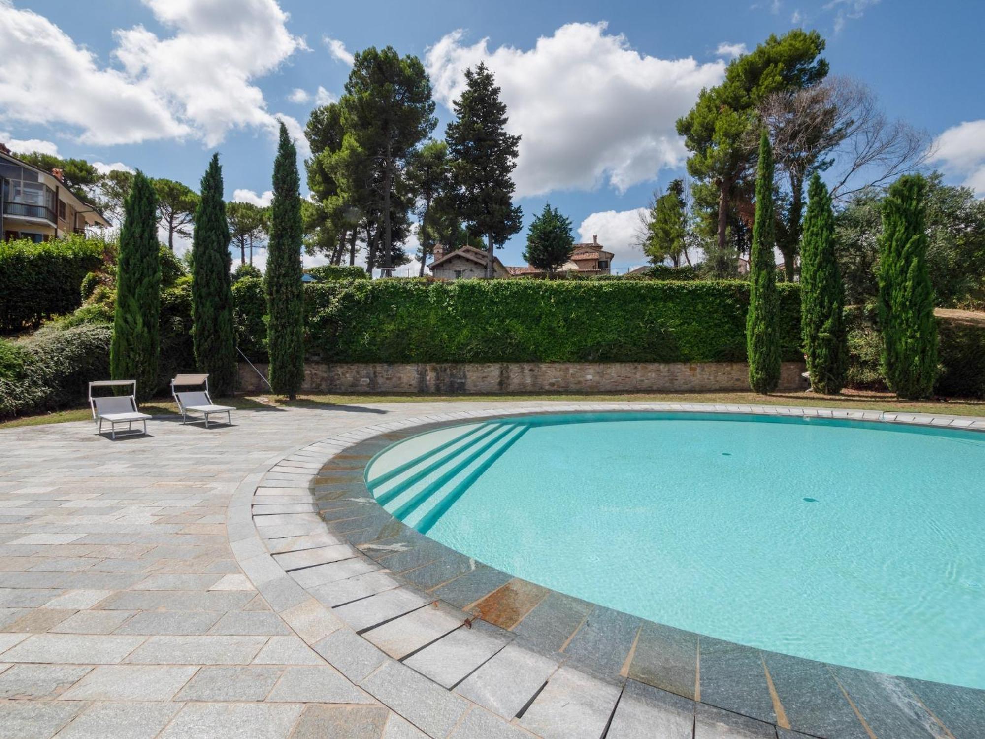 Stunning Apartment In Mombaroccio Near Metauro River Bagian luar foto