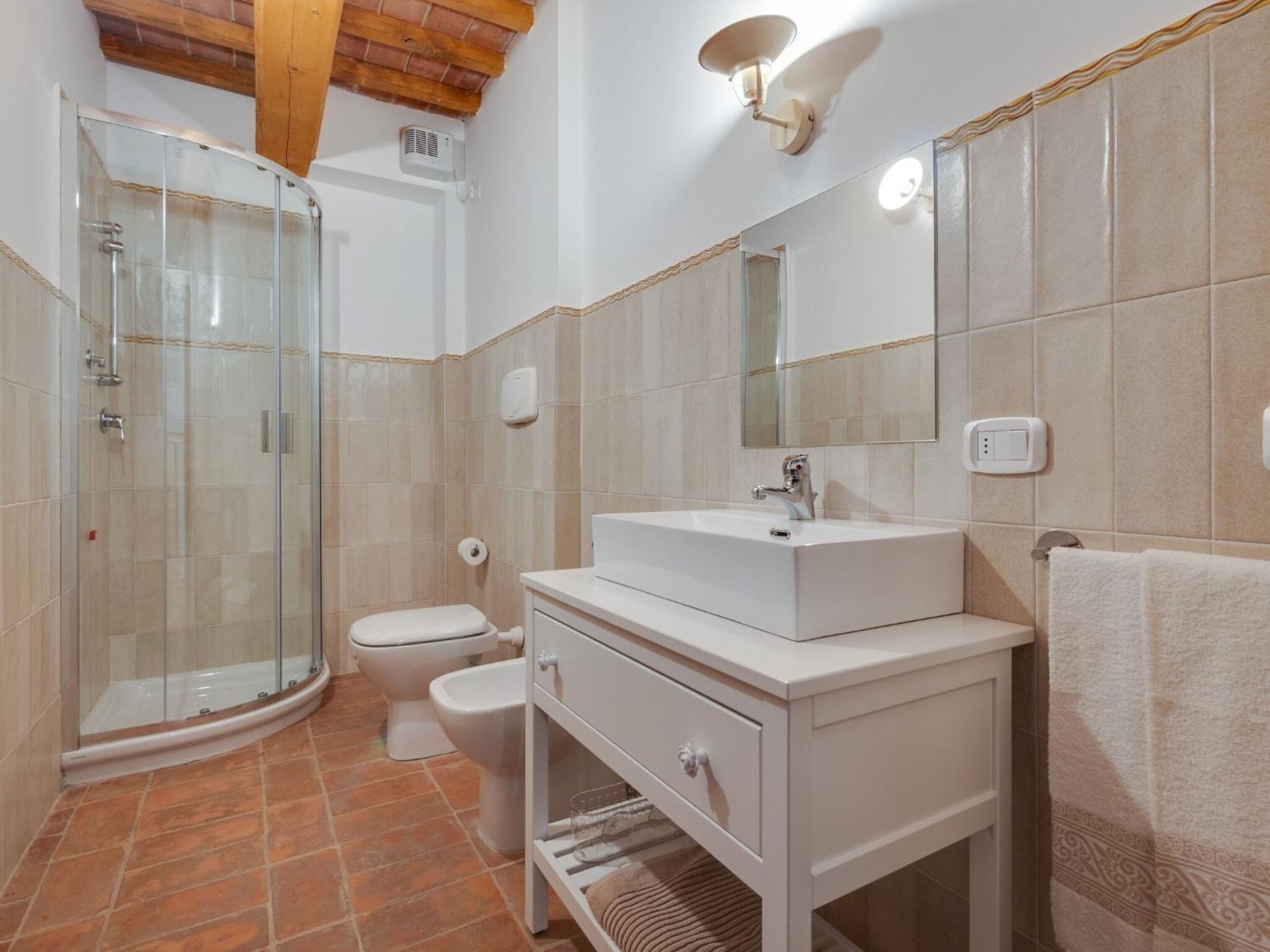 Stunning Apartment In Mombaroccio Near Metauro River Bagian luar foto